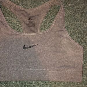 *Never Worn* Dri-Fit Nike Sports Bra